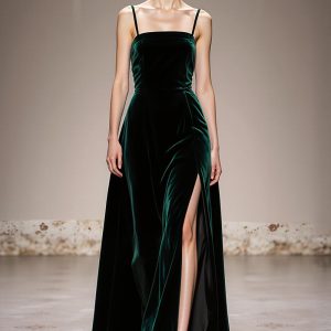 Velvet Dark Green A-Line Spaghetti Straps Evening Dress With Slit